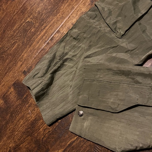 NWOT RICHIE LE - Green Drawstring Pants - Picture 6 of 10